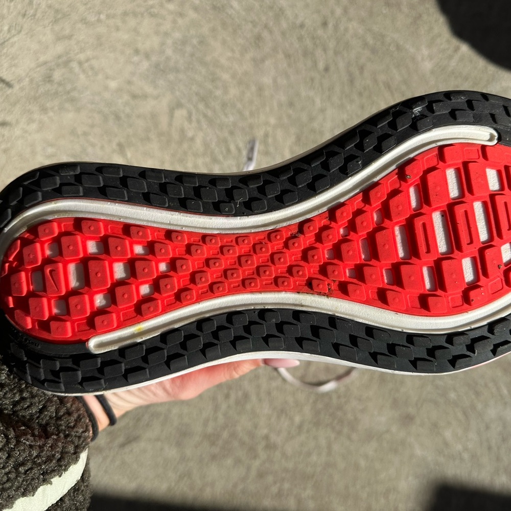 Nike Vomero 18 Plus running shoes - Picture 8 of 8